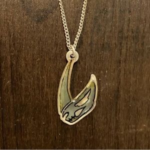 Mandalorian mudhorn neck